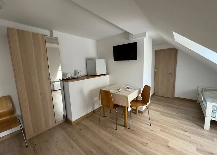 Lesniczowka 2 Jantar