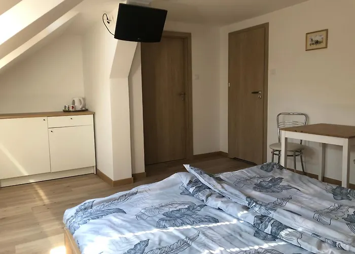 Hotel Lesniczowka 2 *