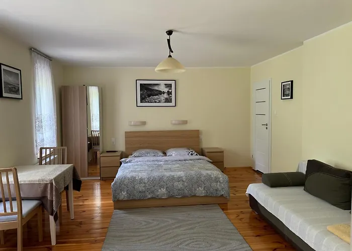 Hotel Lesniczowka 2 *