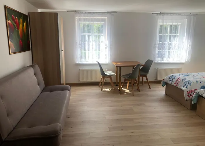 Hotel Lesniczowka 2 *