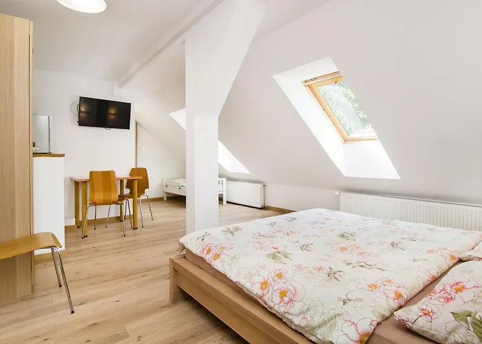 Lesniczowka 2 Hotel *